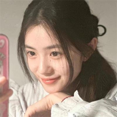 维多利亚女皇 海报
