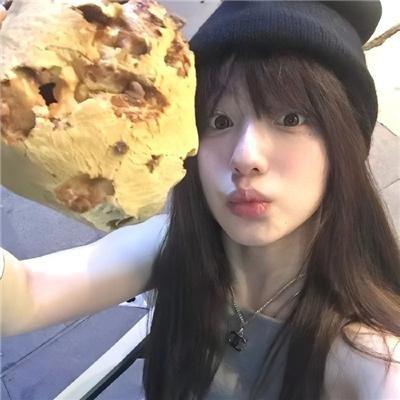 燃火的女孩 海报
